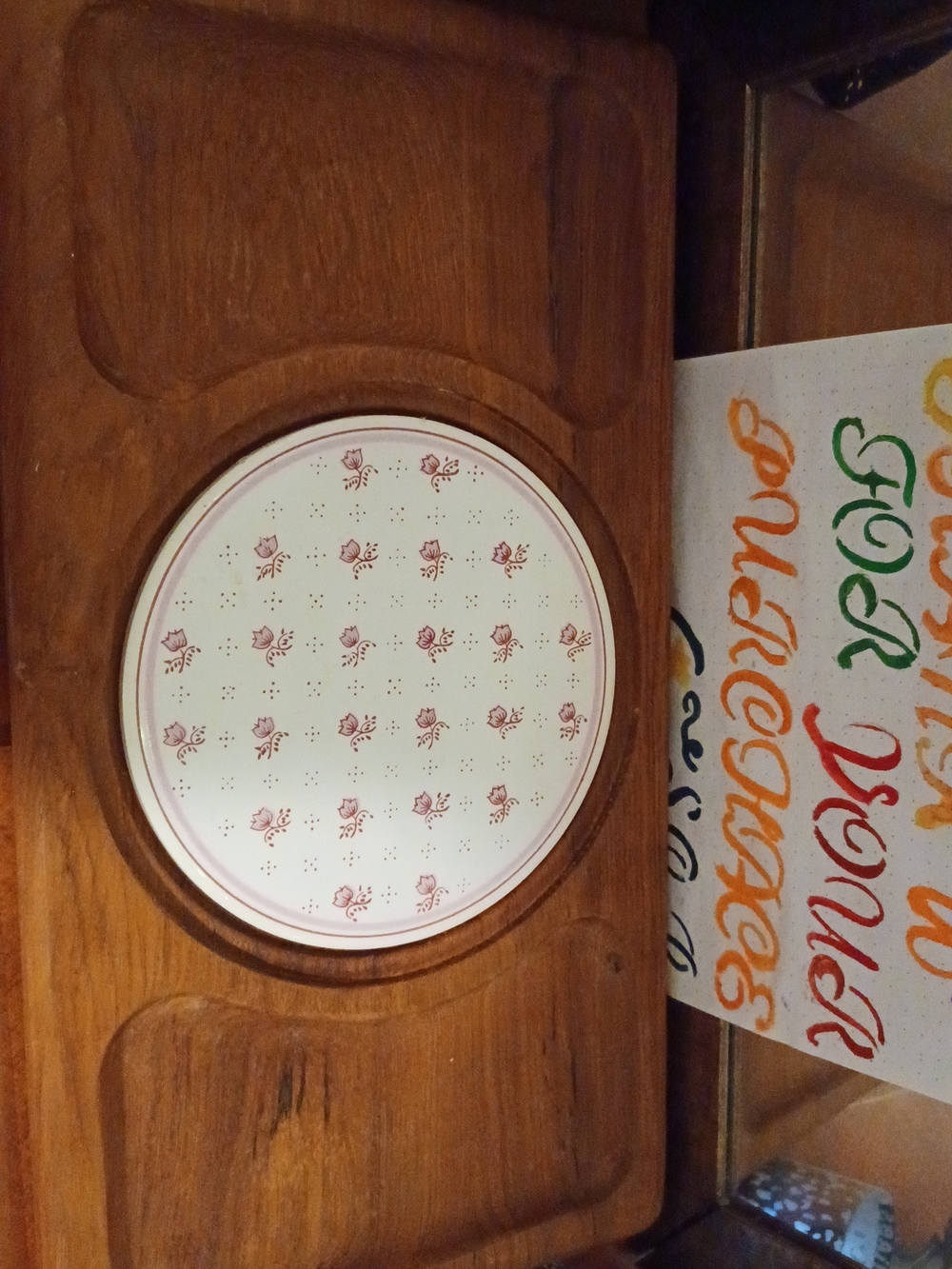 Decorative White Ceramic Plate with Pink Rose Pattern Board
